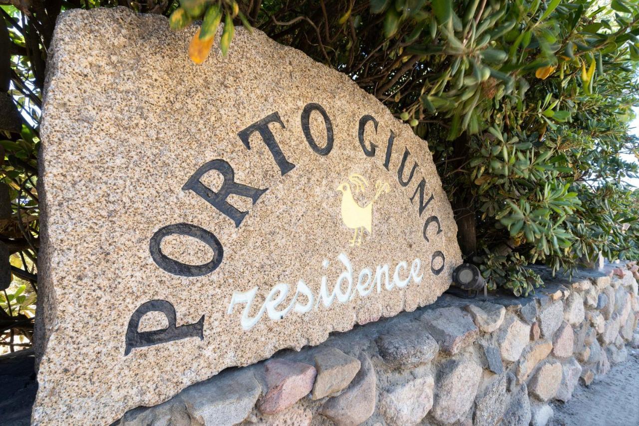 Porto Giunco Aparthotel