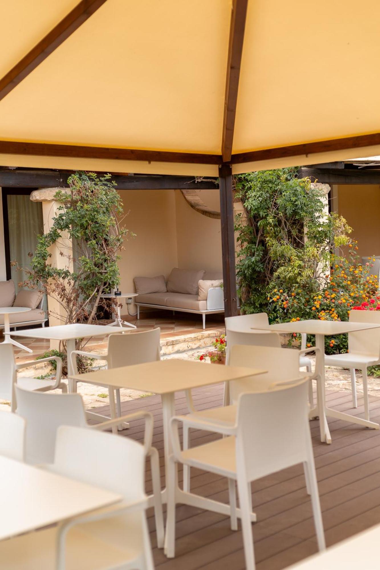 Porto Giunco Aparthotel Villasimius