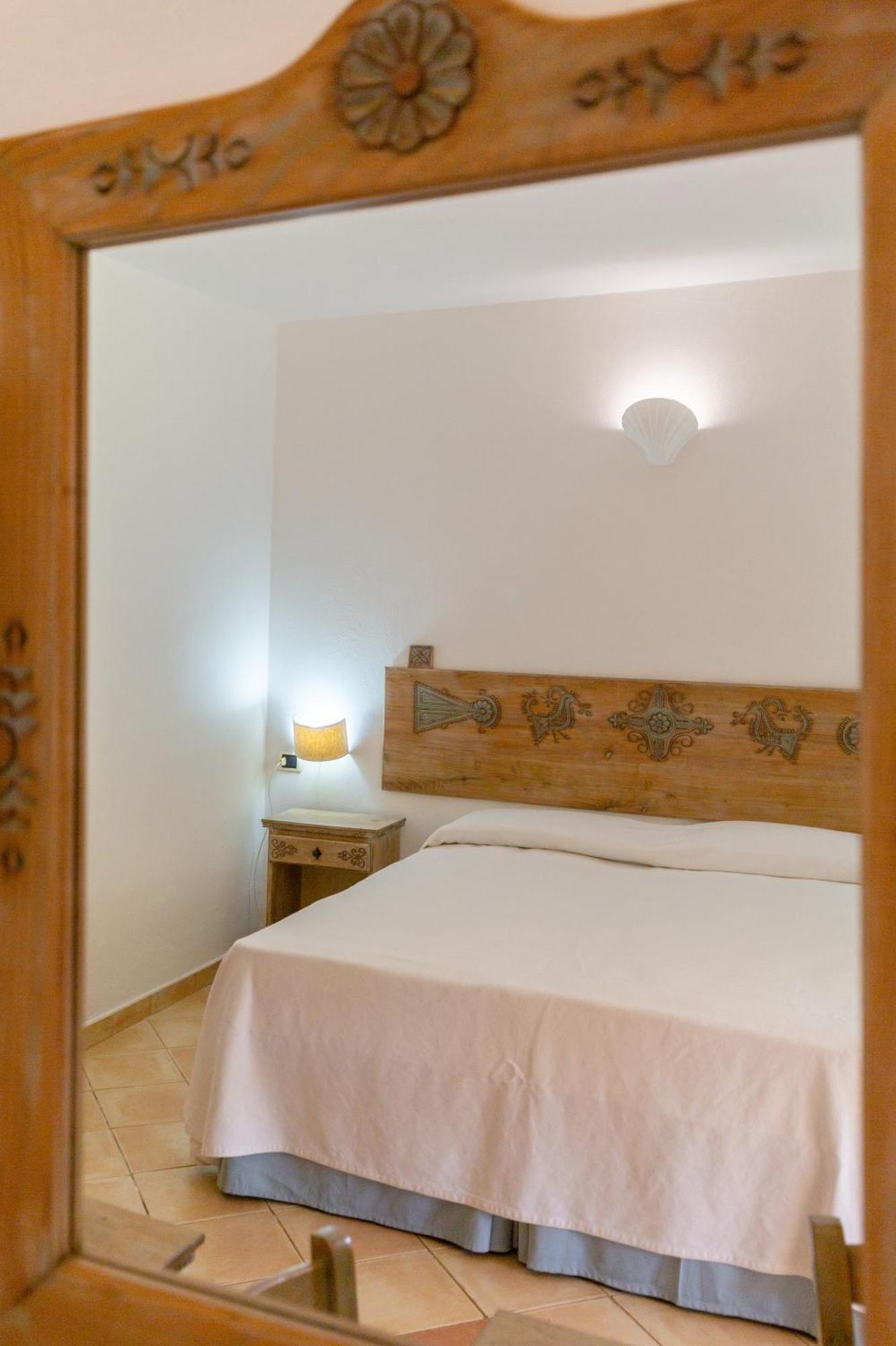 Aparthotel Porto Giunco 2*